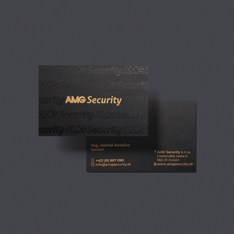 BLACK PAPER 700 G //<br />PARTIAL VARNISH // PANTONE PRINT